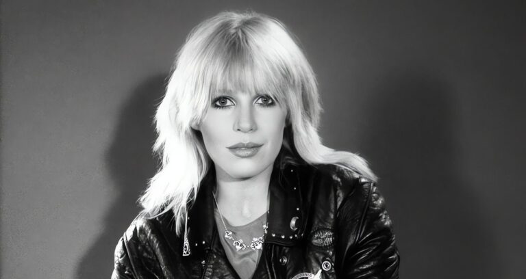 MARIANNE-FAITHFULL cover