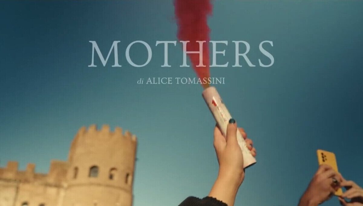 Mothers documentario