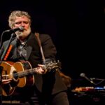 Glen Hansard, l'autenticità come forma d'arte. Il ricordo di un cantautore che ha lasciato un segno