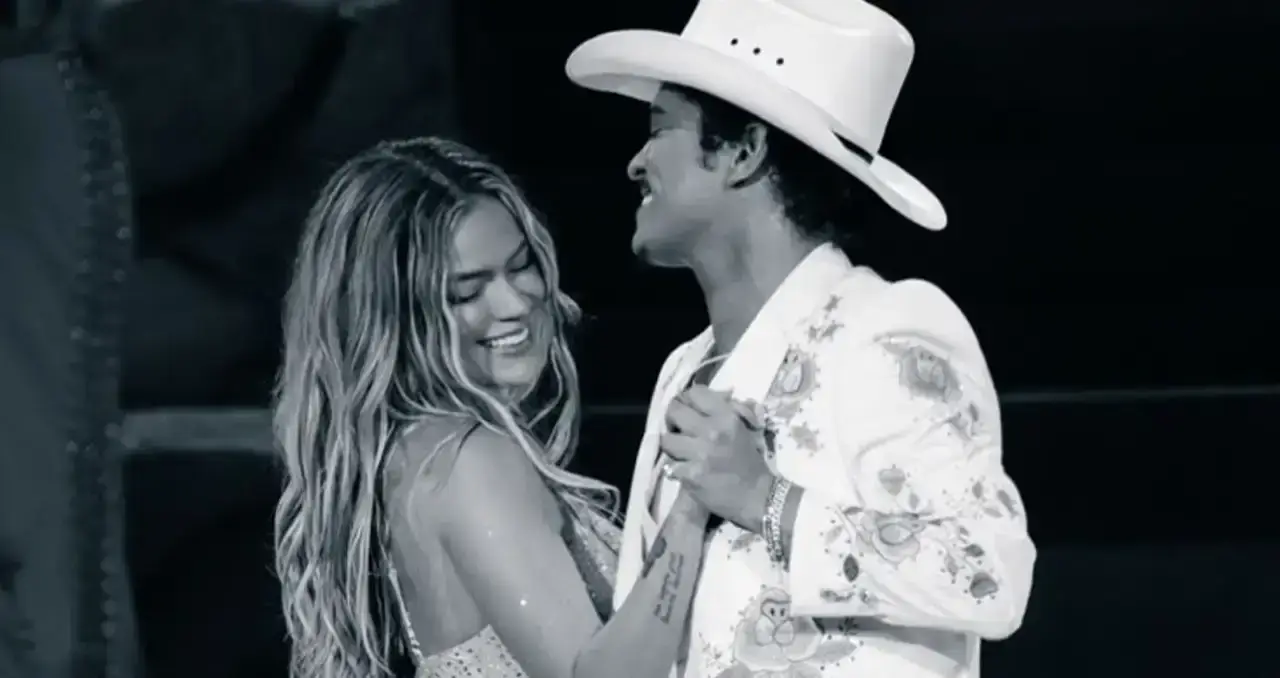 Karol G Bruno Mars