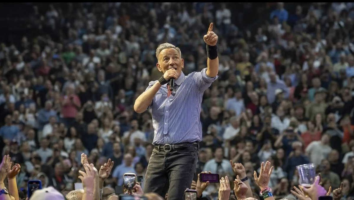 Springsteen live Philadelphia