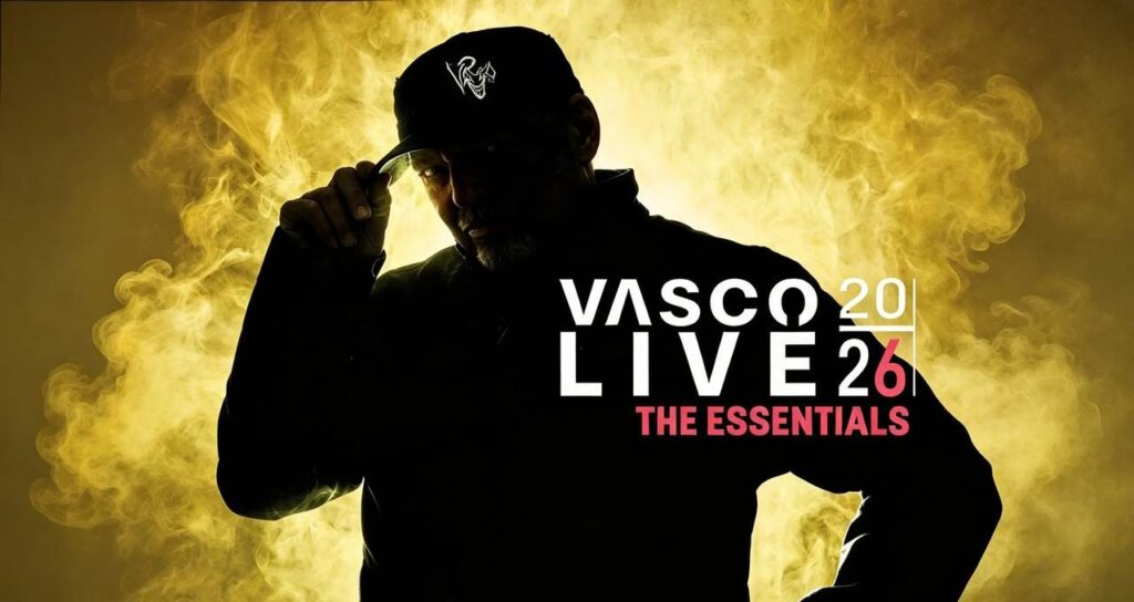 Silhouette di Vasco Rossi con cappellino su sfondo giallo fumoso, con la scritta promozionale Vasco Live 26 The Essentials